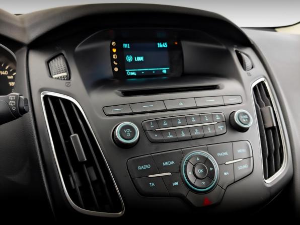 Ford Focus III Рестайлинг с пробегом 2019 года, цена 1 000 000 рублей, 105987 км, хэтчбек, Автокод Объявления