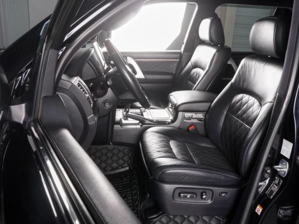 Toyota Land Cruiser 200 Series Рестайлинг 2 с пробегом 2016 года, цена 6 750 000 рублей, 188711 км, внедорожник, Автокод Объявления