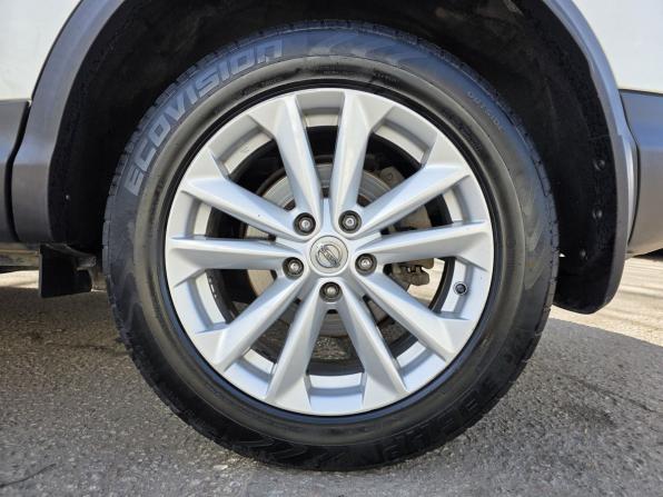 Nissan Qashqai II с пробегом 2016 года, цена 1 715 000 рублей, 135704 км, внедорожник, Автокод Объявления