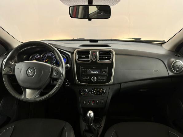 Renault Sandero II с пробегом 2018 года, цена 1 050 000 рублей, 87612 км, хэтчбек, Автокод Объявления
