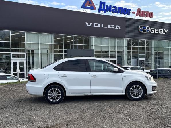 Volkswagen Polo V Рестайлинг с пробегом 2016 года, цена 700 000 рублей, 217460 км, седан, Автокод Объявления