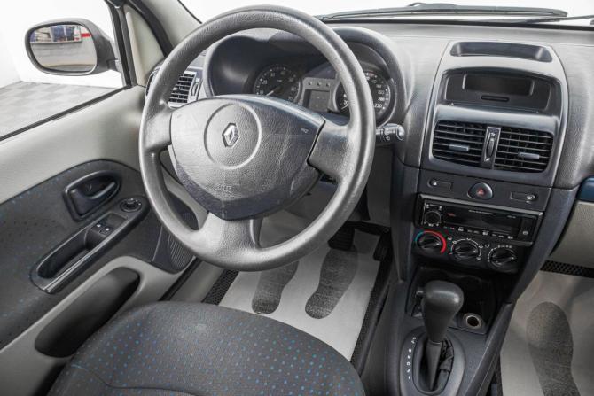 Renault Clio II Рестайлинг 2 с пробегом 2004 года, цена 399 000 рублей, 199000 км, хэтчбек, Автокод Объявления