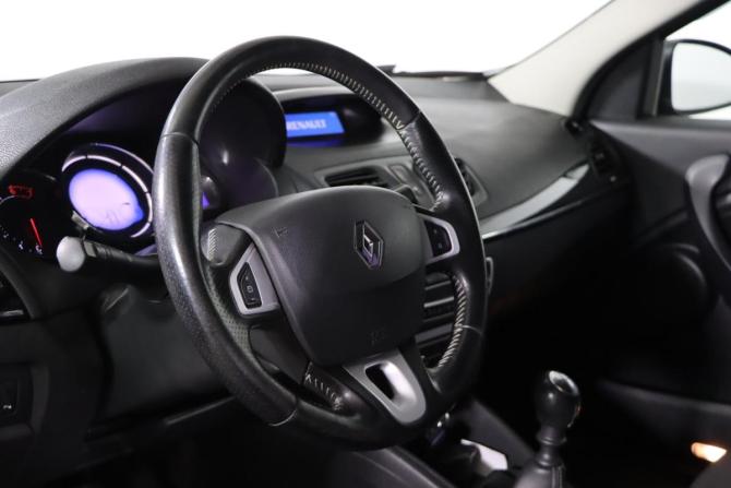 Renault Megane III Рестайлинг 2 с пробегом 2013 года, цена 899 990 рублей, 141765 км, хэтчбек, Автокод Объявления