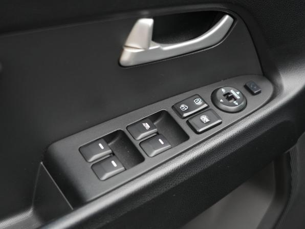 Kia Sportage III с пробегом 2011 года, цена 1 470 000 рублей, 138871 км, внедорожник, Автокод Объявления