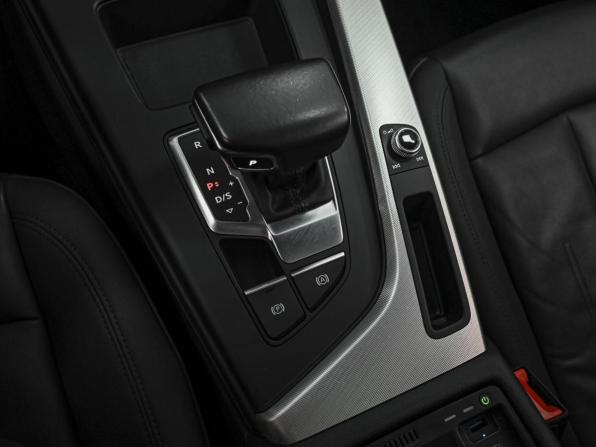 Audi A5 II (F5) Рестайлинг с пробегом 2021 года, цена 4 240 000 рублей, 58606 км, лифтбек, Автокод Объявления