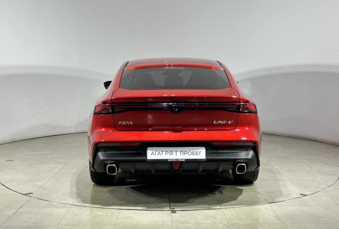 Changan UNI-V I с пробегом 2023 года, цена 2 500 000 рублей, 2000 км, лифтбек, Автокод Объявления