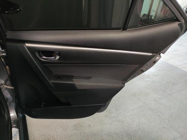 Toyota Corolla XI (E160 E170 E180) с пробегом 2014 года, цена 990 000 рублей, 186312 км, седан, Автокод Объявления