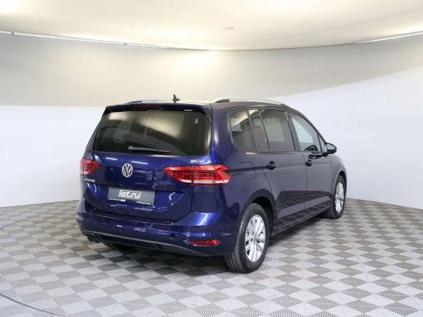 Volkswagen Touran II с пробегом 2018 года, цена 1 790 000 рублей, 212145 км, компактвэн, Автокод Объявления