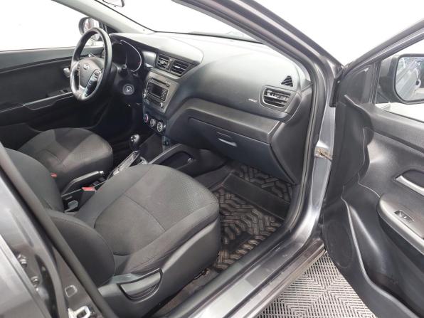 Kia Rio III Рестайлинг с пробегом 2015 года, цена 850 000 рублей, 141000 км, седан, Автокод Объявления