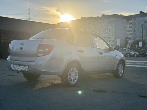 Lada (ВАЗ) Granta I с пробегом 2012 года, цена 299 000 рублей, 140100 км, седан, Автокод Объявления