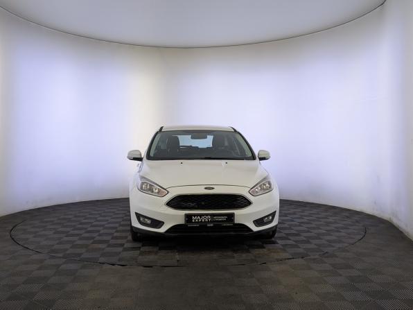 Ford Focus III Рестайлинг с пробегом 2018 года, цена 1 100 000 рублей, 75070 км, хэтчбек, Автокод Объявления