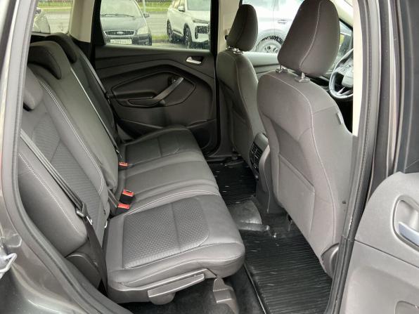 Ford Kuga II Рестайлинг с пробегом 2018 года, цена 1 549 000 рублей, 115859 км, внедорожник, Автокод Объявления