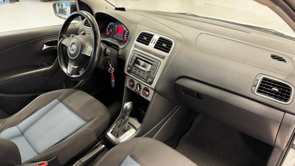 Volkswagen Polo V Санкт-Петербург  - изображение 9