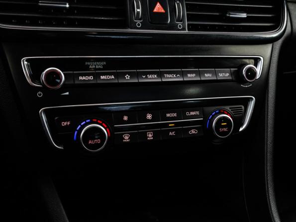 Kia Optima IV Рестайлинг с пробегом 2019 года, цена 1 225 000 рублей, 343032 км, седан, Автокод Объявления