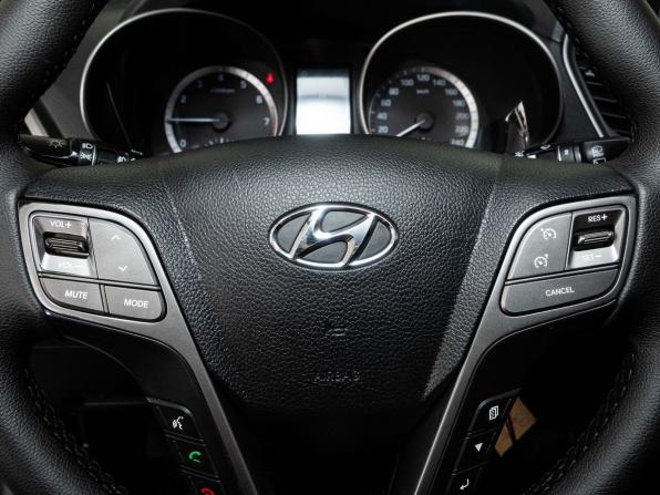 Hyundai Santa Fe III Рестайлинг с пробегом 2016 года, цена 2 088 000 рублей, 169000 км, внедорожник, Автокод Объявления
