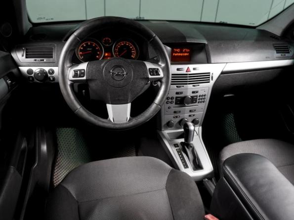 Opel Astra H Рестайлинг с пробегом 2011 года, цена 669 000 рублей, 153508 км, универсал, Автокод Объявления