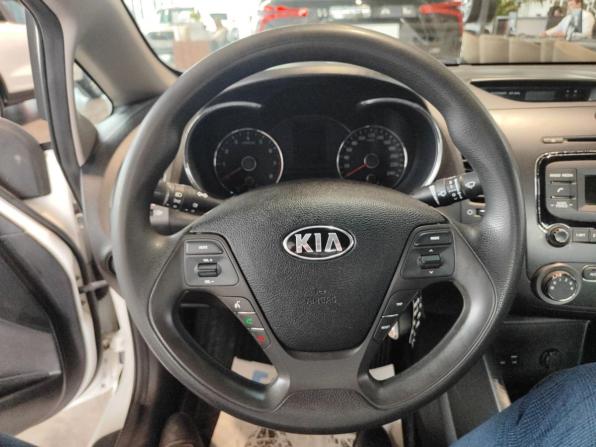 Kia Cerato III Рестайлинг (Classic) с пробегом 2017 года, цена 949 000 рублей, 232100 км, седан, Автокод Объявления