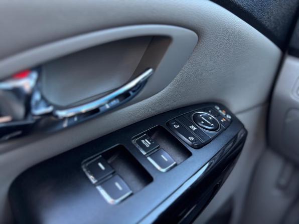 Kia Carnival III с пробегом 2019 года, цена 3 100 000 рублей, 163287 км, минивэн, Автокод Объявления