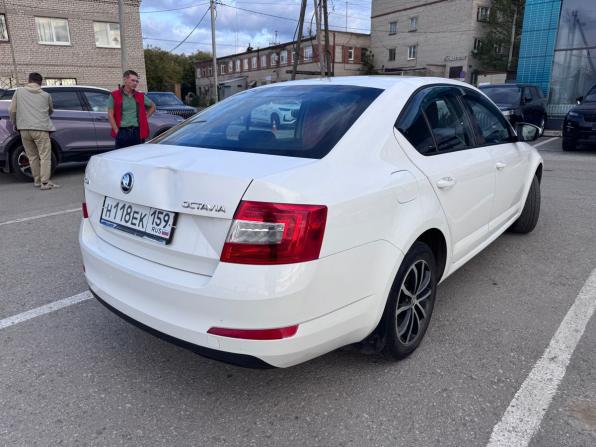 Skoda Octavia III (A7) с пробегом 2015 года, цена 888 000 рублей, 243844 км, лифтбек, Автокод Объявления
