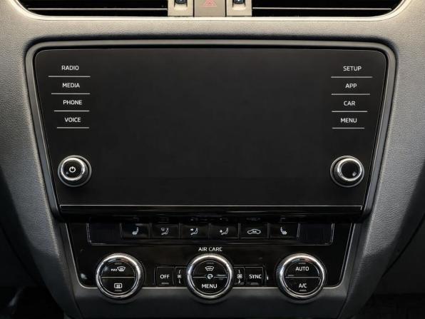 Skoda Octavia III (A7) Рестайлинг с пробегом 2017 года, цена 1 777 000 рублей, 177106 км, лифтбек, Автокод Объявления