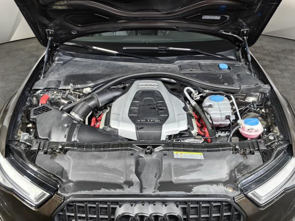 Audi A6 allroad III (C7) Рестайлинг с пробегом 2015 года, цена 2 695 000 рублей, 277052 км, универсал, Автокод Объявления