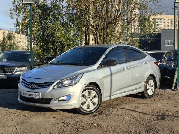 Hyundai Solaris I Рестайлинг с пробегом 2016 года, цена 609 000 рублей, 305600 км, седан, Автокод Объявления