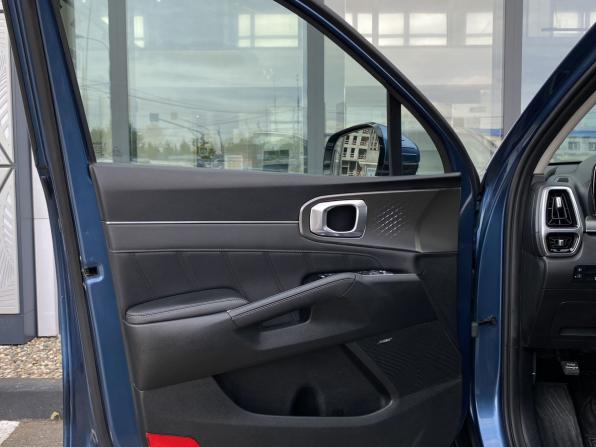 Kia Sorento IV с пробегом 2021 года, цена 3 299 000 рублей, 116250 км, внедорожник, Автокод Объявления