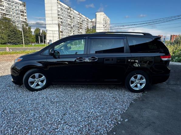 Toyota Sienna III с пробегом 2010 года, цена 2 050 000 рублей, 228619 км, минивэн, Автокод Объявления