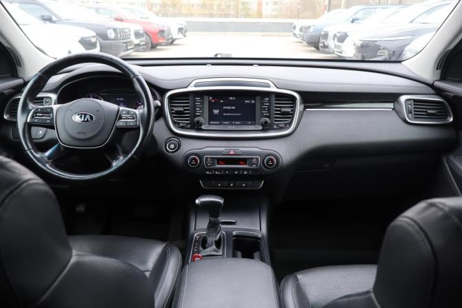 Kia Sorento III Prime Рестайлинг с пробегом 2018 года, цена 2 539 000 рублей, 192000 км, внедорожник, Автокод Объявления