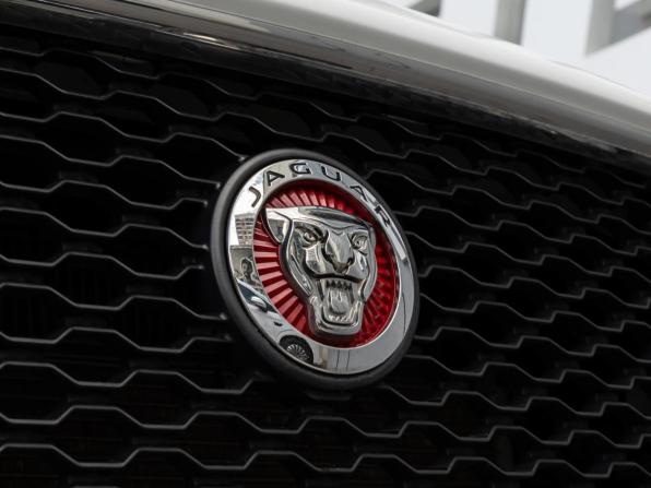 Jaguar F-Pace I с пробегом 2019 года, цена 3 695 000 рублей, 62795 км, внедорожник, Автокод Объявления