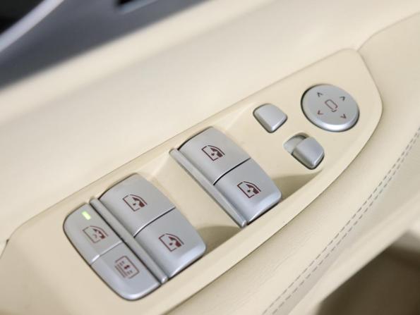 BMW 7 серии VI (G11/G12) с пробегом 2016 года, цена 2 590 000 рублей, 206000 км, седан, Автокод Объявления