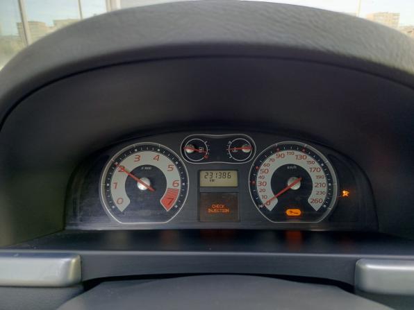 Renault Laguna II Рестайлинг с пробегом 2006 года, цена 229 800 рублей, 230000 км, лифтбек, Автокод Объявления