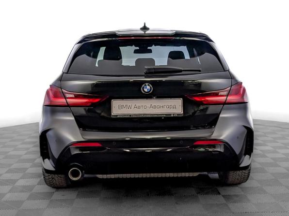 BMW 1 серии III (F40) с пробегом 2019 года, цена 2 490 000 рублей, 131803 км, хэтчбек, Автокод Объявления