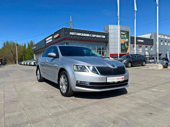 Skoda Octavia III (A7) Рестайлинг с пробегом 2018 года, цена 1 861 500 рублей, 88423 км, лифтбек, Автокод Объявления