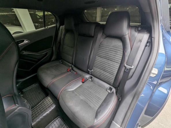 Mercedes-Benz GLA I (X156) Рестайлинг с пробегом 2019 года, цена 2 797 000 рублей, 64149 км, внедорожник, Автокод Объявления