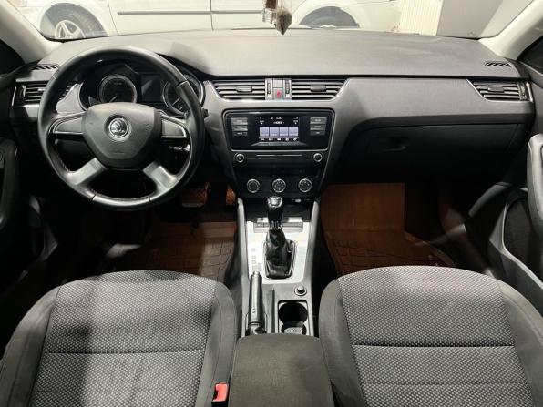 Skoda Octavia III (A7) с пробегом 2013 года, цена 880 000 рублей, 242774 км, лифтбек, Автокод Объявления