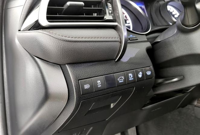 Toyota Camry VIII (XV70) с пробегом 2020 года, цена 3 100 000 рублей, 106080 км, седан, Автокод Объявления