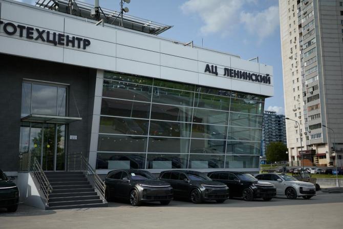 Новый Li Auto (Lixiang) L7 I Рестайлинг 2025 года, цена 10 490 000 рублей, внедорожник, Автокод Объявления