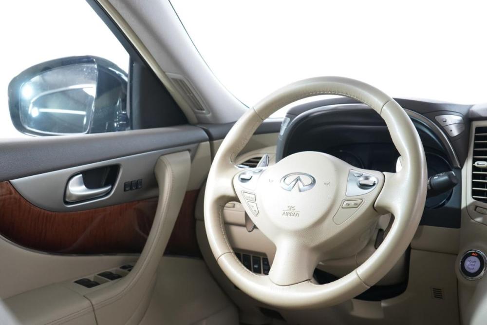 Infiniti QX70 Москва  - изображение 15