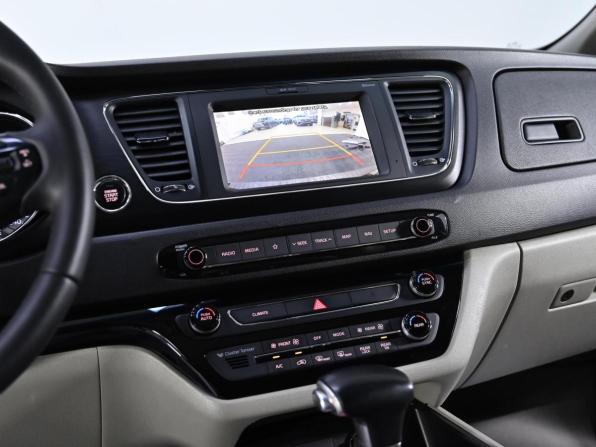 Kia Carnival III с пробегом 2018 года, цена 2 549 000 рублей, 151000 км, минивэн, Автокод Объявления