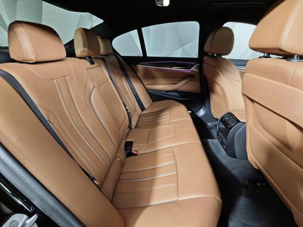 BMW 5 серии VII (G30/G31/G38) Рестайлинг с пробегом 2021 года, цена 5 100 000 рублей, 78066 км, седан, Автокод Объявления