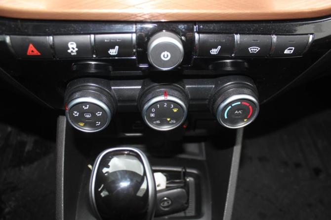 Lada (ВАЗ) Vesta I Рестайлинг (NG) с пробегом 2024 года, цена 1 527 000 рублей, 31253 км, универсал, Автокод Объявления