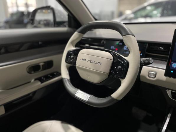 JETOUR DASHING I с пробегом 2024 года, цена 2 130 000 рублей, 26900 км, внедорожник, Автокод Объявления