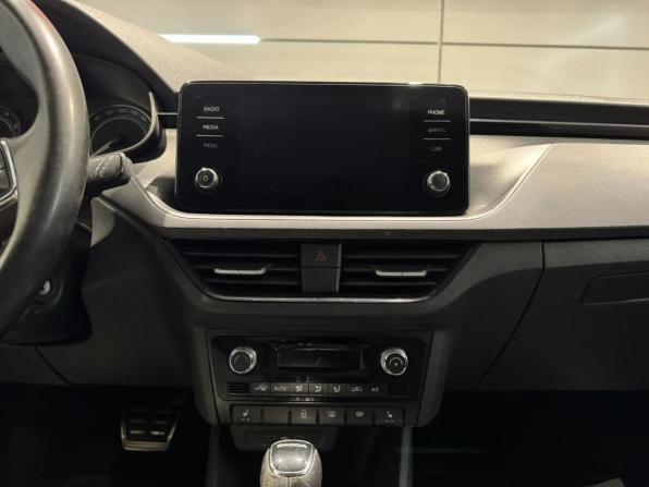 Skoda Rapid II с пробегом 2021 года, цена 1 599 000 рублей, 118400 км, лифтбек, Автокод Объявления