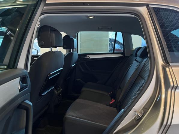 Volkswagen Tiguan II с пробегом 2017 года, цена 2 455 000 рублей, 54888 км, внедорожник, Автокод Объявления