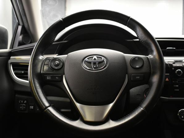 Toyota Corolla XI (E160 E170 E180) с пробегом 2013 года, цена 1 535 000 рублей, 63075 км, седан, Автокод Объявления
