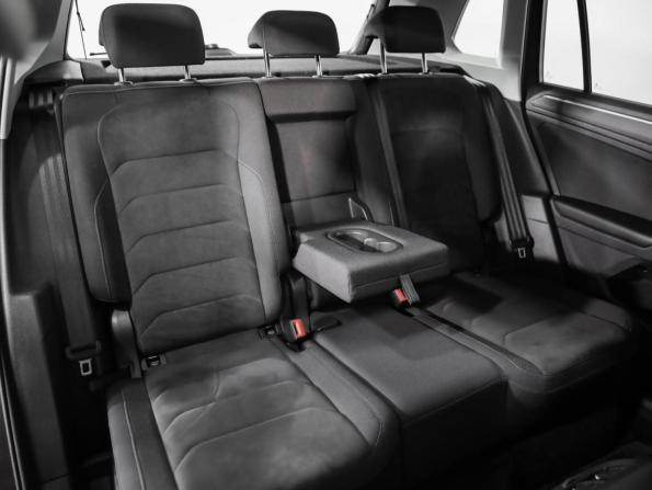 Volkswagen Tiguan II с пробегом 2018 года, цена 2 599 000 рублей, 147654 км, внедорожник, Автокод Объявления