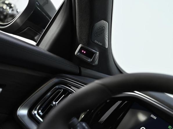 Geely Monjaro I Рестайлинг 2 с пробегом 2026 года, цена 3 999 000 рублей, 12 км, внедорожник, Автокод Объявления