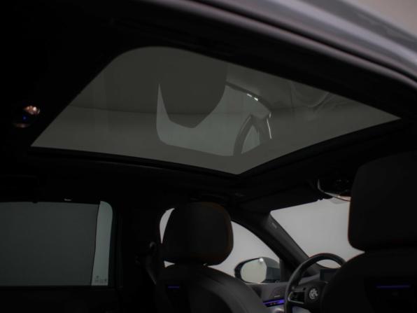 BMW 5 серии VIII (G60/G61/G68) с пробегом 2024 года, цена 8 400 000 рублей, 12410 км, седан, Автокод Объявления