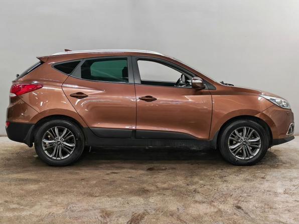 Hyundai ix35 I Рестайлинг с пробегом 2014 года, цена 1 215 000 рублей, 183560 км, внедорожник, Автокод Объявления
